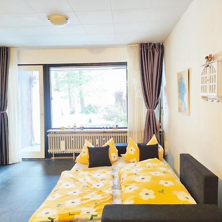 Ferienwohnung Schoene Wohnung 2D-Gebaeude Mit Mini-Garten Schönwalde Dış mekan fotoğraf